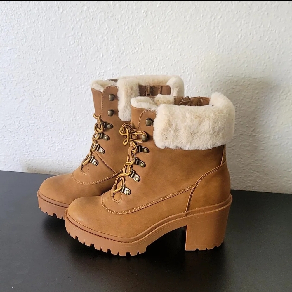 NWT Torrid Tan Lace Up Boots with Faux Fur